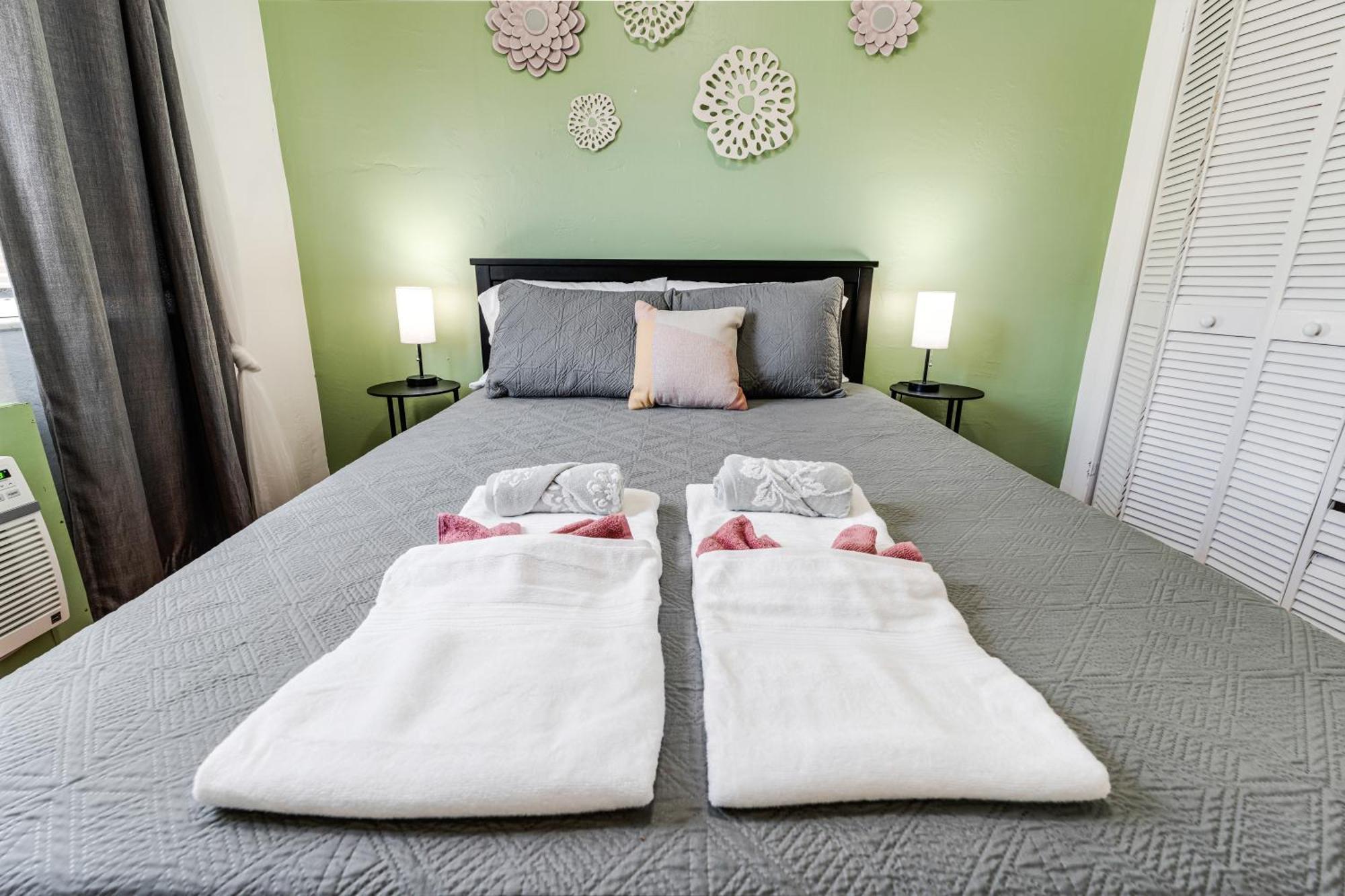 Serene 1Br Getaway Close To Brickell And Dt Маямі Екстер'єр фото